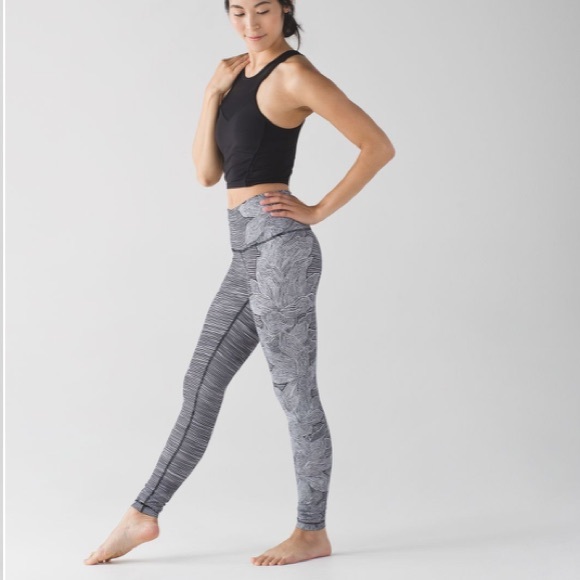 lululemon athletica Pants - Lululemon Wunder Under Black and White High Rise Pant 28